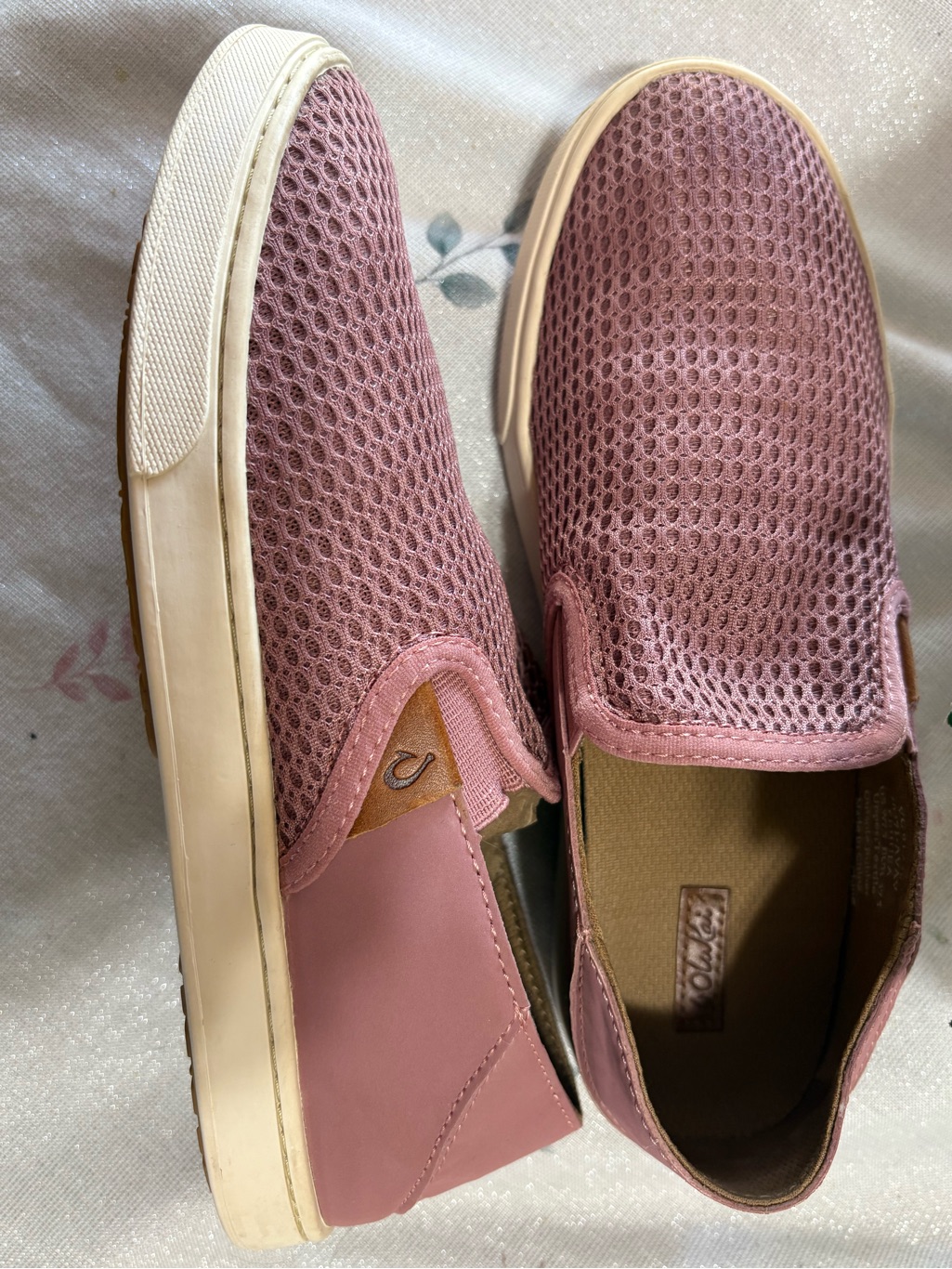 Olukai Skechers Dusty Rose Slip-On Mesh Casual Sneakers